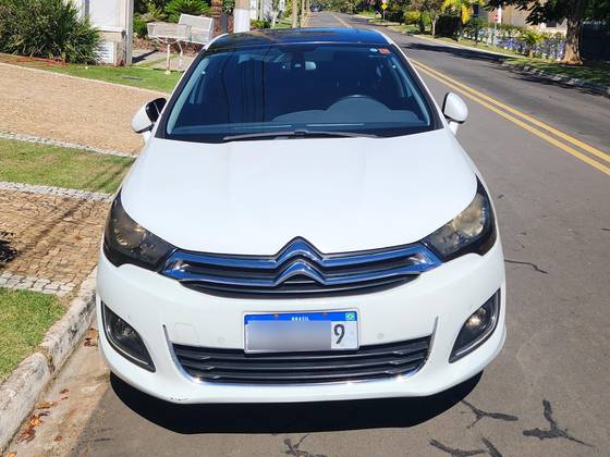 CITROËN C4 LOUNGE 1.6 EXCLUSIVE 16V TURBO FLEX 4P AUTOMÁTICO CITROËN C4 LOUNGE 1.6 EXCLUSIVE 16V TURBO FLEX 4P AUTOMÁTICO